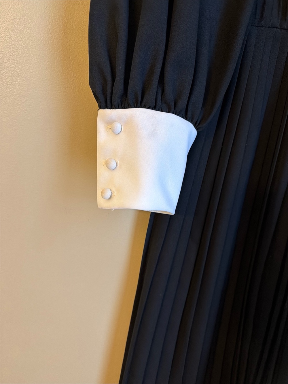 Herman Marcus Dallas Vtg Dress Size 14 Black 70's USA Wednesday Adams Accordion - Picture 4 of 11